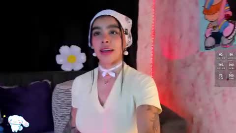 Snapshot of lauren_camila1 chatting on July 2026 01:48:02 AM Lau online show from July 2026 01:48:02 AM