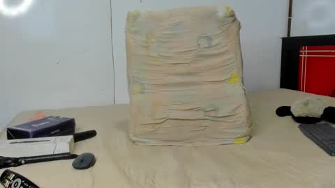 Snapshot of lauren_mark_ chatting on October 2025 09:04:02 PM lauren_mark_ online show from October 2025 09:04:02 PM