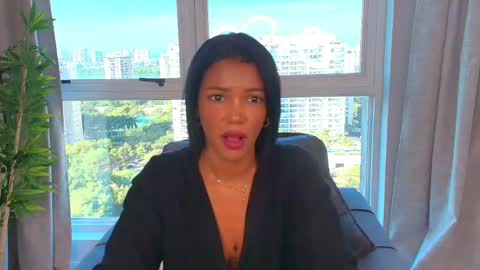 Snapshot of lauren_williams16 chatting on April 2026 11:52:02 AM Lauren online show from April 2026 11:52:02 AM