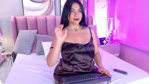 Lauren  online show from April 2026 01:10:02 AM