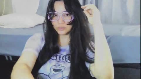 Snapshot of laurengirls1 chatting on May 2026 04:04:02 PM onlyfan laureng7 - 7 laureng2 online show from May 2026 04:04:02 PM