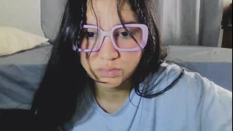Snapshot of laurengirls1 chatting on May 2026 05:09:01 PM onlyfan laureng7 - 7 laureng2 online show from May 2026 05:09:01 PM