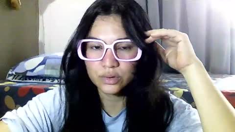 Snapshot of laurengirls1 chatting on May 2026 12:01:01 PM onlyfan laureng7 - 7 laureng2 online show from May 2026 12:01:01 PM