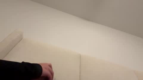 Snapshot of laurenivy chatting on April 2026 04:13:02 AM laurenivy online show from April 2026 04:13:02 AM