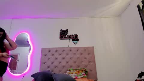 Snapshot of laurenlaine99 chatting on January 2025 06:33:02 PM laurenlaine online show from January 2025 06:33:02 PM