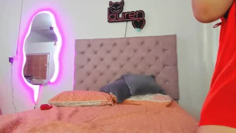 Snapshot of laurenlaine99 chatting on March 2025 03:59:01 PM laurenlaine online show from March 2025 03:59:01 PM