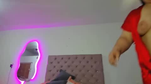 Snapshot of laurenlaine99 chatting on March 2025 01:04:01 PM laurenlaine online show from March 2025 01:04:01 PM