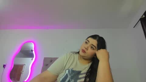 Snapshot of laurenlaine99 chatting on March 2025 12:26:02 PM laurenlaine online show from March 2025 12:26:02 PM