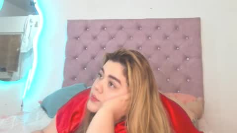 Snapshot of laurenlaine99 chatting on October 2025 04:18:01 PM laurenlaine online show from October 2025 04:18:01 PM