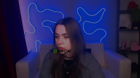 Laure online show from February 2026 01:17:01 PM