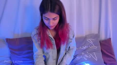 Lauren online show from November 2025 06:07:02 PM