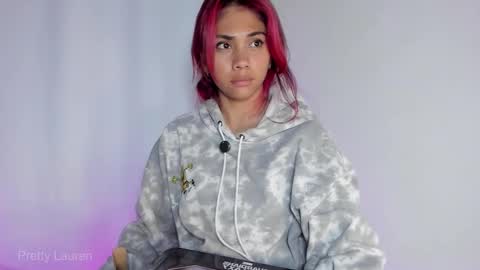 Snapshot of laurenn__1 chatting on April 2026 02:20:02 AM Lauren online show from April 2026 02:20:02 AM