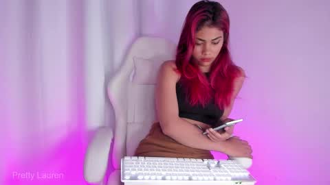 Snapshot of laurenn__1 chatting on April 2026 02:34:01 AM Lauren online show from April 2026 02:34:01 AM