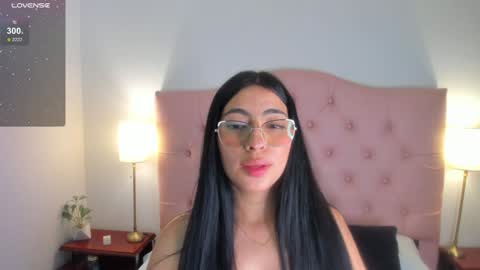 laurenn_smitth online show from December 2024 02:00:02 PM