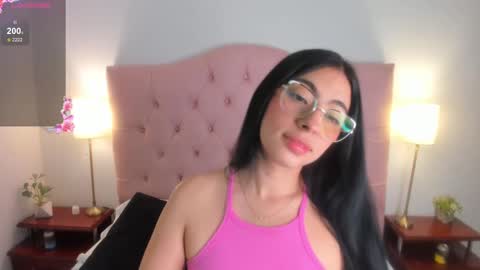 laurenn_smitth online show from March 2025 12:37:01 PM