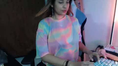 Lauren online show from December 2024 10:53:01 PM