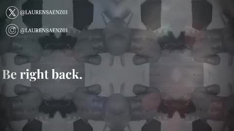 Lauren Saenz online show from January 2025 12:07:01 PM