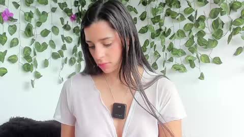 Snapshot of laurensmith9 chatting on April 2026 01:50:01 PM laurensmith9 online show from April 2026 01:50:01 PM