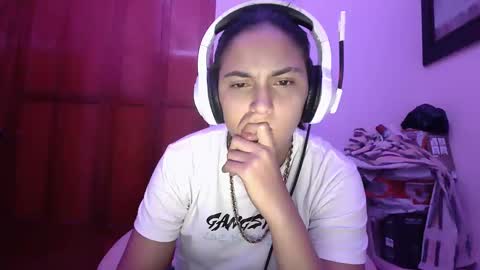 Snapshot of laurent0502 chatting on December 2024 05:53:02 AM Laurent online show from December 2024 05:53:02 AM