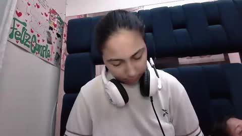 Snapshot of laurent0502 chatting on December 2024 01:53:02 AM Laurent online show from December 2024 01:53:02 AM