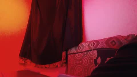 Snapshot of laurent0502 chatting on February 2025 03:37:01 AM Laurent online show from February 2025 03:37:01 AM