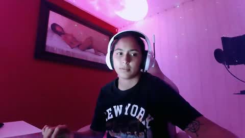 Snapshot of laurent0502 chatting on February 2025 11:46:01 PM Laurent online show from February 2025 11:46:01 PM