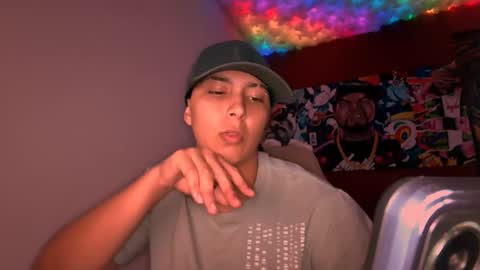 Snapshot of laurent0502 chatting on September 2025 02:04:02 AM Laurent online show from September 2025 02:04:02 AM