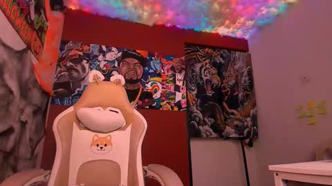 Snapshot of laurent0502 chatting on October 2025 04:04:01 AM Laurent online show from October 2025 04:04:01 AM