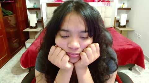 laurent online show from February 2025 06:12:02 AM