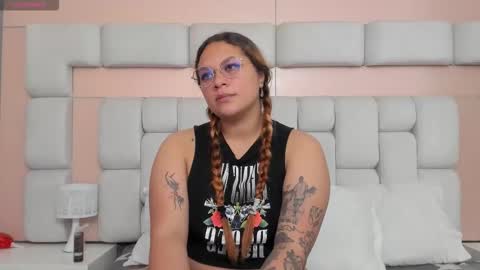 Snapshot of laurent_glass chatting on February 2026 12:47:02 PM Laurent online show from February 2026 12:47:02 PM