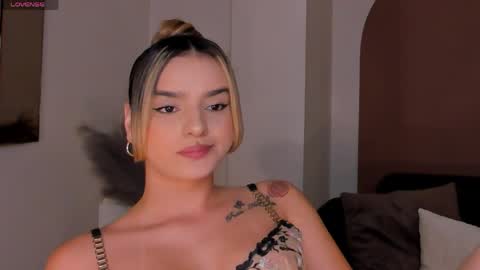 Snapshot of laurentrosse1 chatting on April 2026 01:42:02 AM Laurent Rosse online show from April 2026 01:42:02 AM