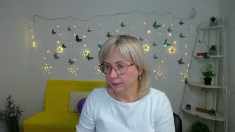 Lauren online show from March 2026 06:12:02 PM