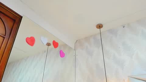 Laurent online show from November 2025 10:28:02 AM