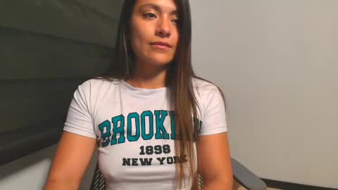 Lauri online show from February 2025 01:21:02 AM