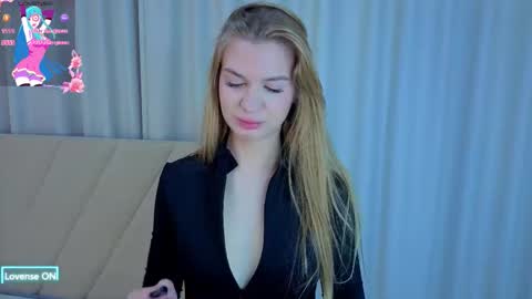 Snapshot of lauriegutierrez chatting on February 2026 05:05:02 AM Laura online show from February 2026 05:05:02 AM