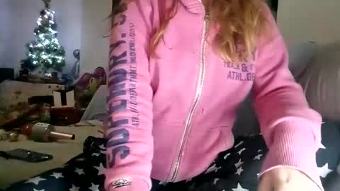 lauriehotxxx online show from December 2024 05:15:01 PM