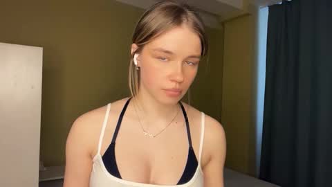 Bella online show from March 2026 01:16:01 PM