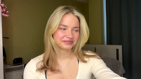 Bella online show from April 2026 05:29:01 AM