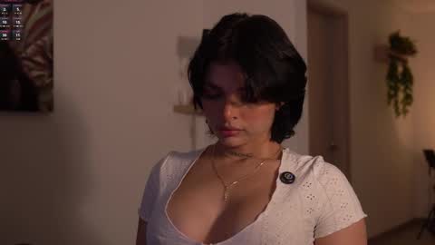 Snapshot of laurita_4 chatting on March 2026 01:36:02 PM laurita_4 online show from March 2026 01:36:02 PM