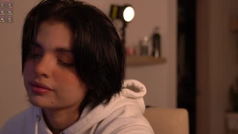 Snapshot of laurita_4 chatting on April 2026 12:17:02 PM laurita_4 online show from April 2026 12:17:02 PM