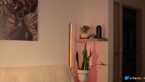 Snapshot of laurita_4 chatting on June 2026 01:20:02 PM laurita_4 online show from June 2026 01:20:02 PM
