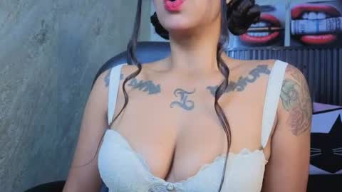 Snapshot of lauryn__brown chatting on July 2026 03:38:02 PM Lauryn online show from July 2026 03:38:02 PM