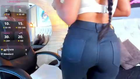Snapshot of lauryn__brown chatting on July 2026 11:48:02 AM Lauryn online show from July 2026 11:48:02 AM