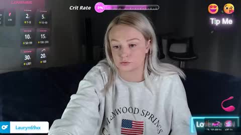 Snapshot of laurynrox chatting on October 2025 11:05:02 PM Lauryn Roxx online show from October 2025 11:05:02 PM