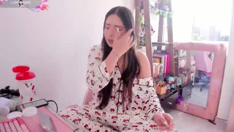          online show from September 2025 02:08:01 PM