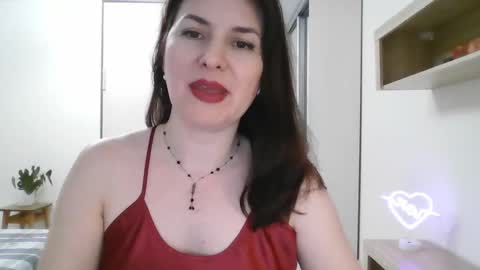 Snapshot of lavender_victoria chatting on February 2025 10:08:02 PM Diana online show from February 2025 10:08:02 PM