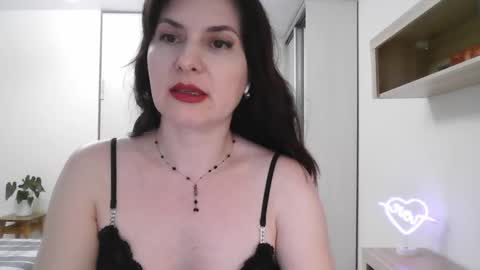 Snapshot of lavender_victoria chatting on March 2025 10:15:02 PM Diana online show from March 2025 10:15:02 PM