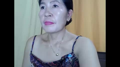 Snapshot of lavine1983 chatting on September 2025 03:50:01 AM lavine1983 online show from September 2025 03:50:01 AM