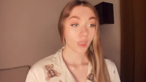 Jane online show from May 2026 09:53:01 PM