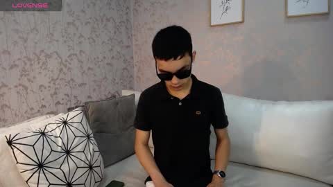 Mike online show from December 2024 01:28:01 PM